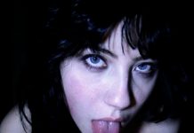 最強の”パイパンモリマン ポルノ女優” シャーロット・サルトルが魅せるアナルファック。